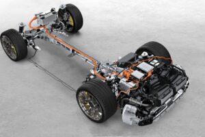 포르쉐 992.2 터보 S 등장…하이브리드 파워로 노르트슐라이페 14초 단축