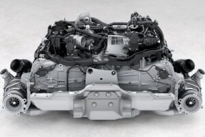 포르쉐 992.2 터보 S 등장…하이브리드 파워로 노르트슐라이페 14초 단축