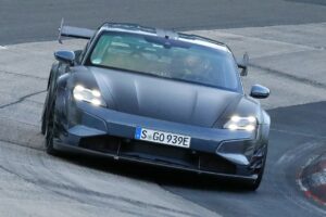 imgi 15 Porsche Taycan Turbo GT4 RS 001 o2coj0 8