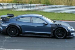 imgi 19 Porsche Taycan Turbo GT4 RS 006 t1nsrf 3