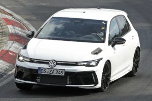 폭스바겐, 사상 가장 강력한 골프 R 개발 중