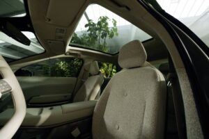 imgi 90 volkswagen reveals new electric crossover concept calls it id cross 25 72