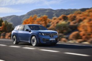 imgi 214 all new 2026 bmw ix3 electric suv debuts with futuristic design 463 hp and 500 mile range 68 34