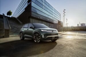 imgi 93 volkswagen reveals new electric crossover concept calls it id cross 28 81