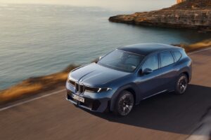 imgi 250 all new 2026 bmw ix3 electric suv debuts with futuristic design 463 hp and 500 mile range 104 33