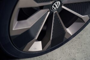 imgi 79 volkswagen reveals new electric crossover concept calls it id cross 14 74