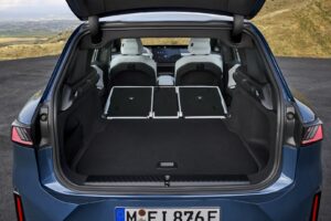 imgi 254 all new 2026 bmw ix3 electric suv debuts with futuristic design 463 hp and 500 mile range 108 70