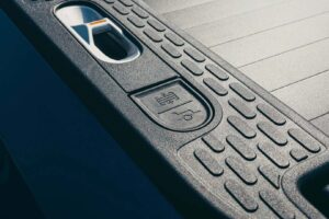 rivian r1t powered tonneau cover 2025 2 5