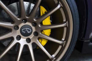 SUV에 슈퍼카 심장 이식... 인피니티, 1000마력 QX80 공개