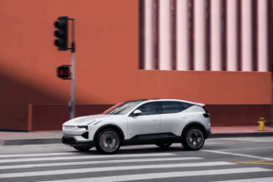 imgi 33 1744112579 13 1 polestar 3 25 overview gallery d 1