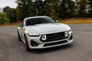 포드, 머스탱으로 드리프트 시장 겨냥… RTR 협업 모델 내년 출시