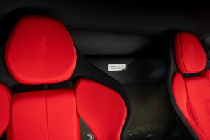 페라리, 단 한 명을 위한 ‘F40 오마주’… 신형 원오프 모델 SC40 공개