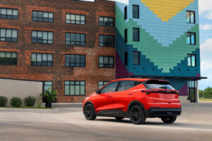 Chevrolet Bolt 2027 DriverRear 21