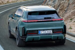 imgi 17 porsche cayenne electric 2026 und porsche cayenne turbo electric 2026 4