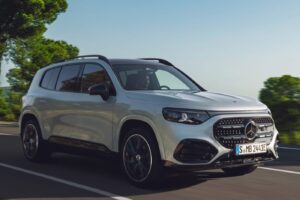 imgi 7 mercedes glb weltpremiere 2025 5 1 1400x933 1 23