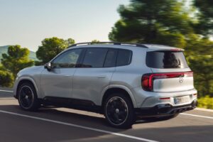 imgi 6 mercedes glb weltpremiere 2025 4 1400x933 1 27