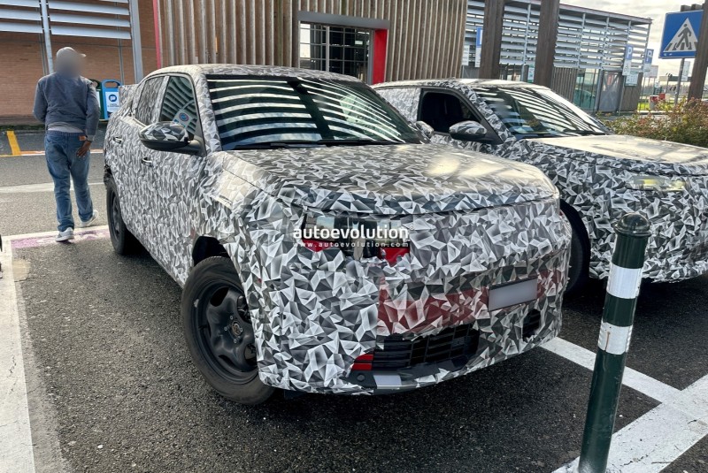 피아트 패스트백(Fiat Fastback) 유럽형 실내외 스파이샷