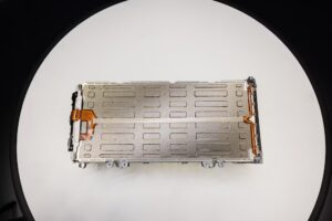 페라리 첫 전기차, 2026년 공개로 연기...1000마력 스펙 공개