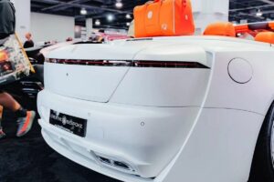 롤스로이스의 금기를 깼다, 두바이가 만든 ‘광기의 Dawn’