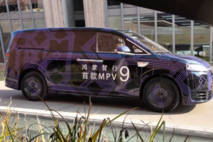 imgi 6 luxeed v9 minivan test 1 2