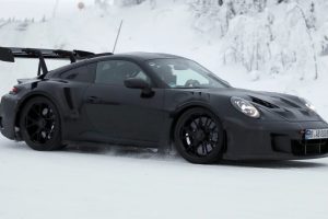 포르쉐 992.2 GT3 RS 포착… 이미 괴물인데 더 진화한다