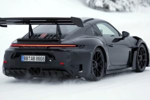 포르쉐 992.2 GT3 RS 포착… 이미 괴물인데 더 진화한다