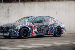 BMW, 2027년 첫 순수전기 M3 출시 확정...쿼드 모터에 1000마력 이상