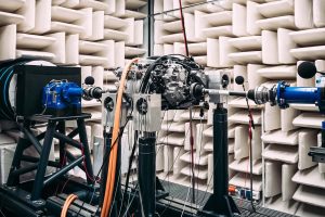 BMW, 2027년 첫 순수전기 M3 출시 확정...쿼드 모터에 1000마력 이상