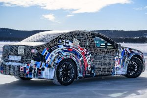 BMW, 2027년 첫 순수전기 M3 출시 확정...쿼드 모터에 1000마력 이상