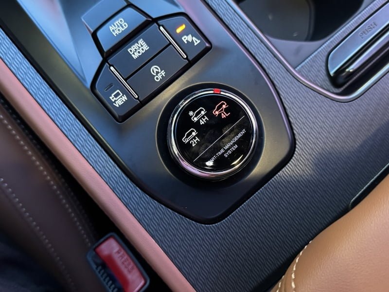 KGM 무쏘 Q300 실차 공개 사진 많음