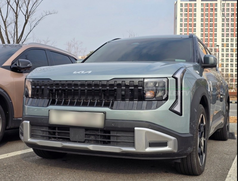 기아 셀토스 풀체인지 아이스버그 그린 컬러