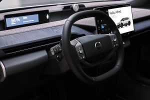 볼보 EX60, 10분 충전에 340km…800V 충전으로 게임체인저 노린다 Volvo EX60 Cross Country Studio11979068ea5356b86e 5