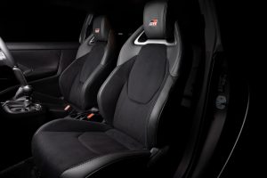 토요타, 오지에 9회 WRC 챔피언 등극 기념 ‘GR 야리스 스페셜 에디션’ 공개