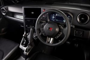 토요타, 오지에 9회 WRC 챔피언 등극 기념 ‘GR 야리스 스페셜 에디션’ 공개