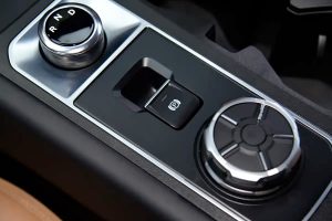 체리, 첫 순수 전기 픽업 ‘힘라 EV’ 출시… 전동화 상용차 시장 본격 진입 newcarscoops 1 10