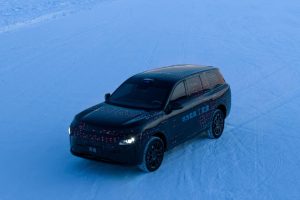 화웨이가 만든 SUV, 영하 53도에서 살아남았다 imgi 52 huawei dongfeng suv yijing 7 7