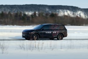 화웨이가 만든 SUV, 영하 53도에서 살아남았다 imgi 80 huawei dongfeng suv yijing 3 10