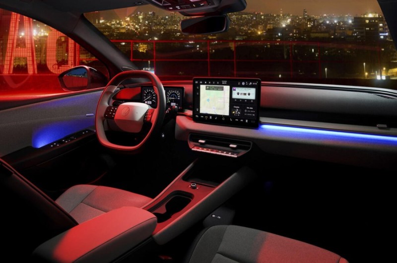 폭스바겐 ID 폴로 실내 공개, 물리 버튼 부활