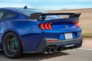 911 GT3 겨냥한 머스탱 등장, 815마력급 슈퍼차저 V8 장착한 포드의 새로운 무기
