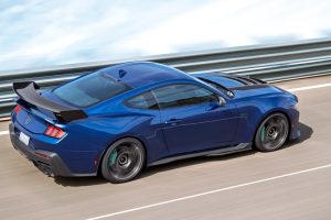 911 GT3 겨냥한 머스탱 등장, 815마력급 슈퍼차저 V8 장착한 포드의 새로운 무기