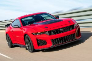 911 GT3 겨냥한 머스탱 등장, 815마력급 슈퍼차저 V8 장착한 포드의 새로운 무기