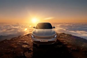 흔들리던 GM, 중국서 반격 카드 꺼냈다…뷰익 일렉트라 E7 공개 imgi 45 e59bbee78987 68 5