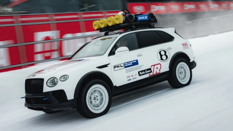 벤틀리 벤테이가 X 컨셉 공개