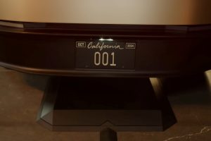 플러그 꽂을 필요 없다…테슬라 사이버캡 무선충전, 미 FCC 공식 허가 Cybercab Wireless Charging Tesla 0 2 3