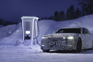 재규어, 북극권 혹한 테스트 돌입…2026년 전기 ‘럭셔리 GT’ 베일 벗는다 image 3 10