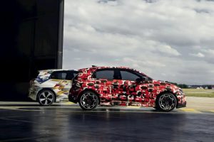 50년 전통 잇는다…폭스바겐, 223마력 전기 핫해치 GTI 연내 공개 imgi 109 Volkswagen ID Polo EV GTI 7