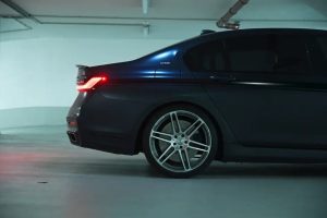 V12 끝났다고? 만하르트, 711마력으로 BMW M760Li 되살렸다
