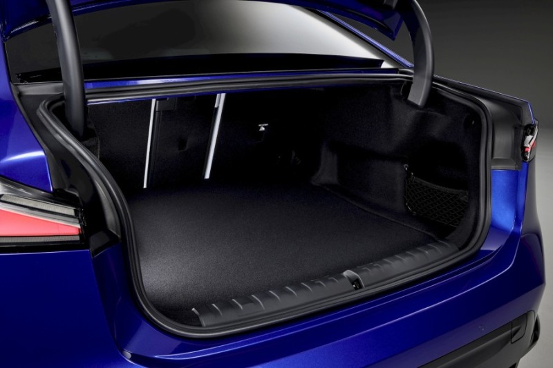 BMW 차세대 i3 공개, 900km 주행거리에 슈퍼브레인까지..