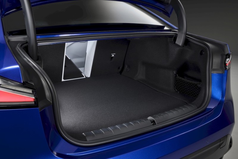 BMW 차세대 i3 공개, 900km 주행거리에 슈퍼브레인까지..