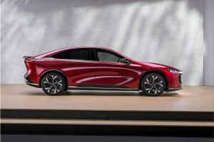 테슬라 모델3 잡겠다는 마쯔다 6e…뼈대는 중국산인데 감성은 일본산 imgi 39 Mazda 6e Electric Sedan 2026 02 1 189 9